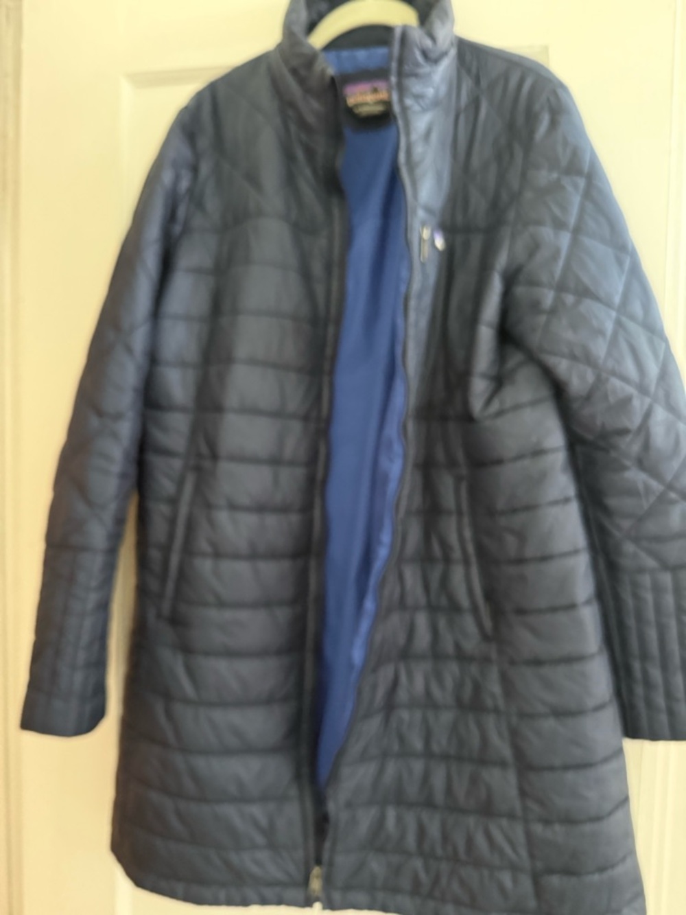 Patagonia Radalie Women's Navy Quilted Long Puffer Coat XL - Picture 10 of 14